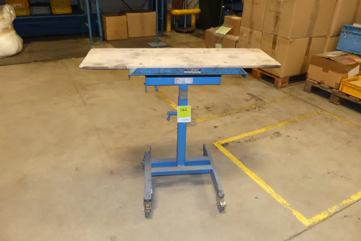 BEG - Materialwagen Baujahr: 2017 / Tragkraft: max. 150 kg